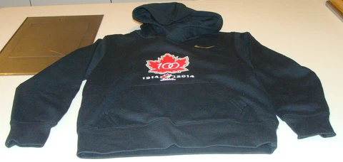 Canada 2015 World Juniors Hockey 100th Anniversary Youth Hoodie Sweater M Black Cover