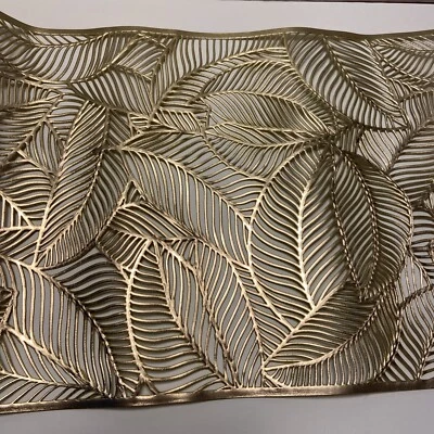 Corredor de mesa de plástico dorado hojas tropicales recortadas vibraciones Y2K Florida Foto 1 de 2
