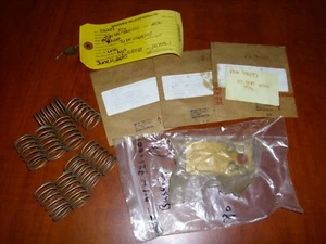 Bell 206 Helicopter 206-011-726-1 Bushings and Springs Key 206-011-704-001 - Picture 1 of 5