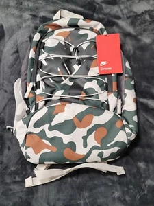 Nike Hayward Backpack SUPER RARE Camo 28L Men's New w/ Tags BA6102-008 Retro - Picture 1 of 11