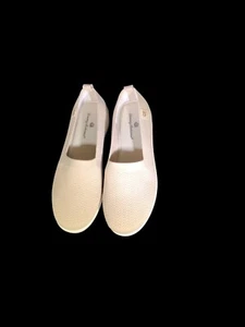 TOMMY BAHAMA MESH Ladies Mesh Slip On Sneaker SZ 9.50 S967 - Picture 1 of 7