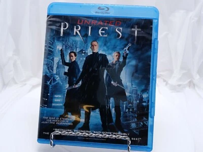 Priest (Blu-ray Disc, 2011) Foto 1 de 4