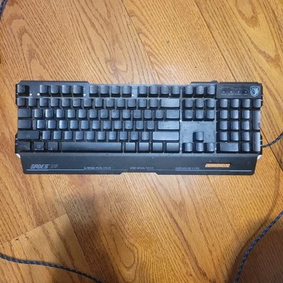 SADES Mechanical Gaming Keyboard For Mac PC Laptop Wired LED Backlit Keyboard - Image 1 of 3