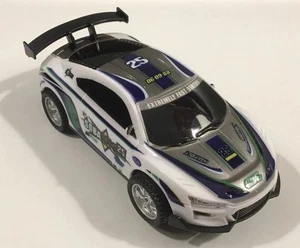 Soba Track Master, coche tragamonedas 1:43 blanco y plateado - Imagen 1 de 5