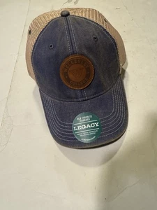 Legacy Wellesley College Trucker SnapBack Baseball Cap Neu - Bild 1 von 3