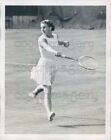 1939 photo de presse joueuse de tennis Mary Hardwick d'Angleterre balle et raquette années 1930