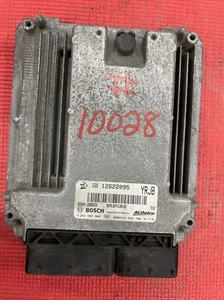 OEM USED GM ENGINE COMPUTER ECU ECM SERVICE NO. 12605672 12622095 # 10028 - Picture 1 of 2