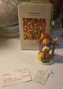 Hummel She Loves Me She Loves Me Not 1955 #174 Goebel NIB With Tags 4.5" Tall - Picture 1 of 15