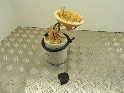 Fuel Delivery Unit Volkswagen PASSAT Variant 2017 3Q0919050D Foto 1 de 4