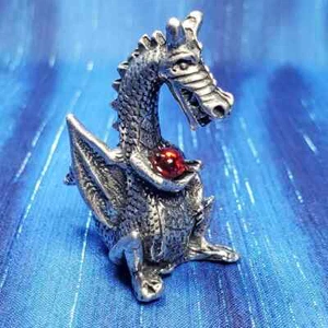 Dragon Holding Red Gem Valentine's Gift *NEW* - Picture 1 of 5
