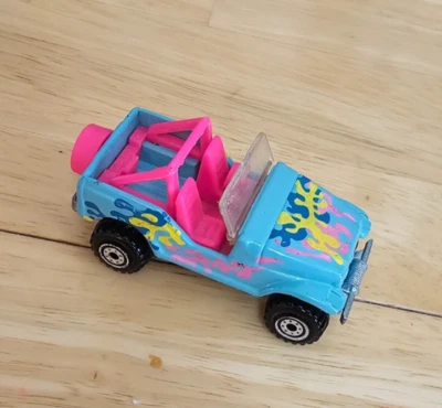 Jeep vintage Hot Wheels 1990 rosa y azul bonito Foto 1 de 4