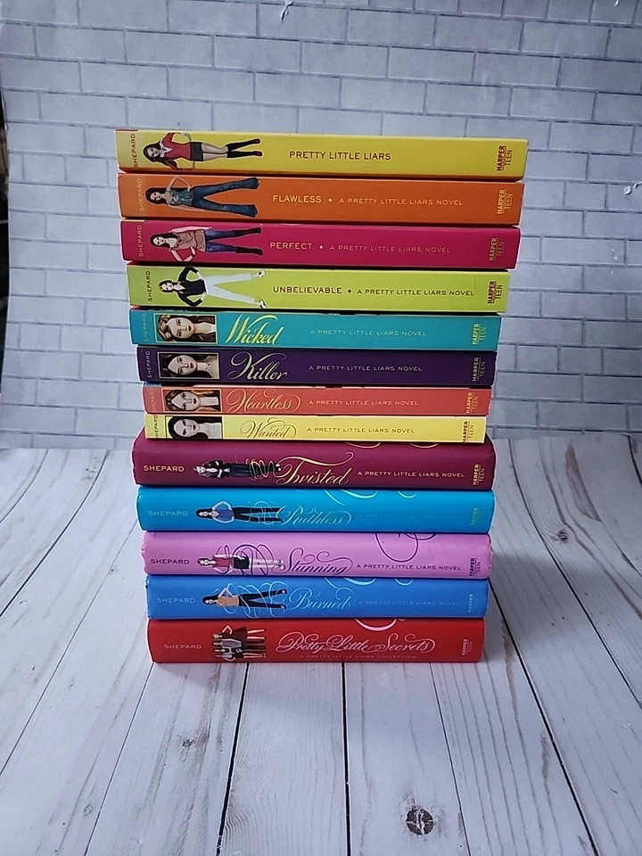 Pretty Little Liars Books Series Lot of 13 Sara Shepard Young Adult Fiction Foto 1 de 4