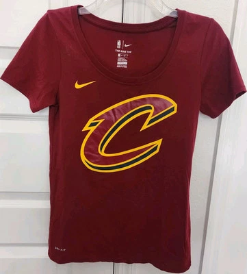 Nike NBA Clevelend Cavs Short Sleeve Womens Tshirt Sz XSmall - Image 1 of 4