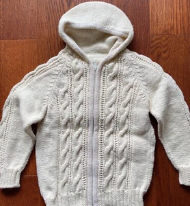 New Hand-Knitted White Zip-Up Cardigan Sweater with Hood Size 6–8 Year - Picture 1 of 4