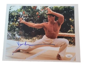 Jean Claude Van Damme signiertes ""Bloodsport"" 8x10 Foto (JSA) - Bild 1 von 5