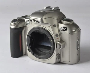 Nikon F55 - Imagen 1 de 6
