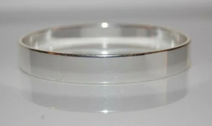 ELEGANT ANNE KLEIN COUTURE SILVER TONED METAL STATEMENT BANGLE SIGNED BRACELET - Picture 1 of 9