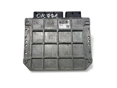 OK771 TOYOTA Engine Control Unit ECU 89661-05D81 - Image 1 of 4