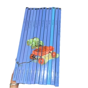 Dick and Jane - Complete Reading Collection  Set of 12 Volumes Hardcover Book - Foto 1 di 2
