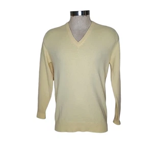 Pringle of Scotland Vtg Mens Sweater Sz 42/107 US L 100% Cashmere Yellow V Neck - Picture 1 of 8