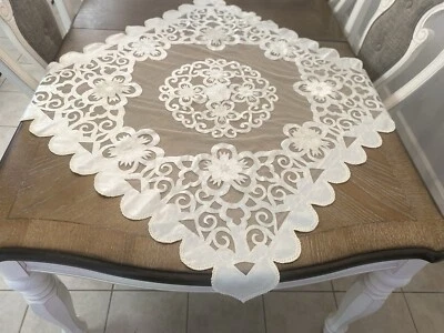 embroidery table cover Set 4 pic Fully velvet Bead Handmade Christmas Tablecloth - Image 1 of 4