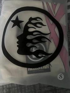 Hellstar Sport Logo T-shirt ‘white/pink’ - Picture 1 of 3