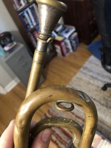 ANTIKES MILITÄR MESSINGHORN - GESTEMPELT US VERORDNUNG Made In USA 16” VINTAGE USA - Bild 1 von 11