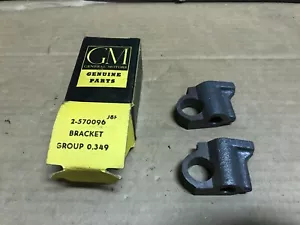 GM 570096 Rocker Shaft Bracket -- NOS OEM -- Lot of 2 -- 1957 - 1958 Oldsmobile - Picture 1 of 4