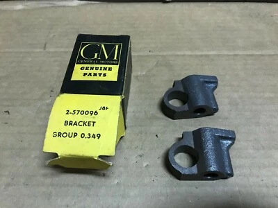 GM 570096 Rocker Shaft Bracket -- NOS OEM -- Lot of 2 -- 1957 - 1958 Oldsmobile - Image 1 of 4