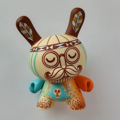 Kidrobot: Steve Harrington - Old Hippie Dunny 3" Vinyl Art Figure 2008 Series 5 - Image 1 of 2