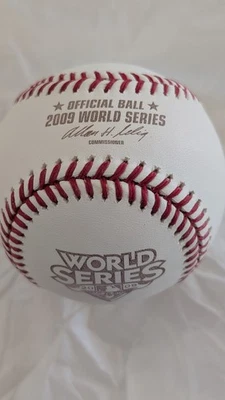 2009 Rawlings Official WORLD SERIES Baseball NEW YORK YANKEES - 809 - Image 1 of 3