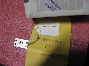 HEWLETT PACKARD CRYSTAL HOLDER # 00940-600  NSN: 5955-00-578-9938 - Picture 1 of 1