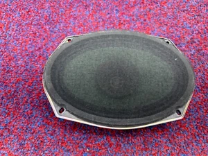 CHRYSLER 300 TOURING 2006-2023 OEM FRONT DOOR RADIO STEREO AUDIO SOUND SPEAKER - Picture 1 of 2
