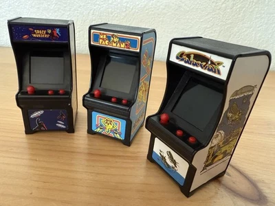 Lote de juegos TINY ARCADE funcionando muy bien: SPACE INVADERS, MS. PAC-MAN & GALAXIAN Foto 1 de 4