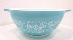 Vintage Pyrex Mixing Bowl 442 1.5 Quart Turquoise and White Amish Butterprint - Picture 1 of 8