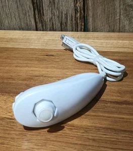 Genuine Nintendo Wii Nunchuck **V.G.C** White Joystick Controller Attachment PAL - Picture 1 of 6