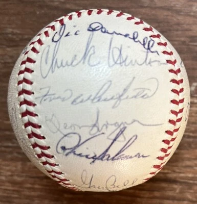 1965 CLEVELAND INDIANS Team-Signed BASEBALL! 25/Chico Salmon/Houser/Colavito - Image 1 of 4