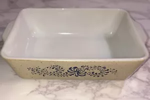 Pyrex Homestead Baking Dish #0503/Nice Condiiton - Picture 1 of 7