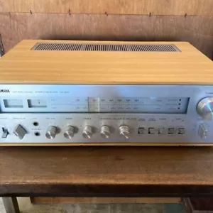 receptor estéreo Yamaha Cr-600 como está / para piezas 95 000 circa 1974 - Imagen 1 de 12