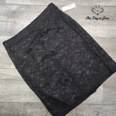 Falda lápiz Covington de encaje en capas talla 10 Foto 1 de 4