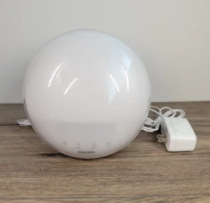 Philips SmartSleep Wake Up Light HF3520 Sunrise Alarm Clock Nature Radio Sounds - Picture 1 of 8