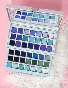 P.Louise IF LOOKS COULD CHILL Eyeshadow Palette Blue Brand New & Authentic - Picture 1 of 1