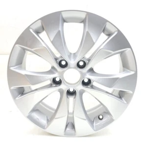 NEW OEM Honda 17"x6" Silver 10 Spoke Alloy Wheel Rim 42700-T0A-A82 CR-V 12-13 - Picture 1 of 5