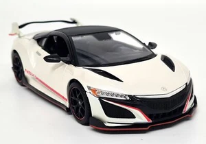 Maisto 1/24 - Acura NSX 2018 Pearl White Supercar Diecast Scale Model Car - Picture 1 of 6