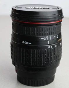 Sigma 28-300mm F3.5-6.3 Compact Hyperzoom Camera Lens for Minolta Sony A Mount - Picture 1 of 6