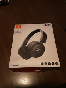 JBL T460BT Wireless On-Ear Headphones Extra Bass Bluetooth New. - Picture 1 of 2