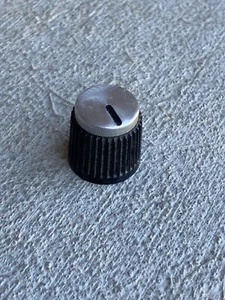 Acoustic Bass Amplifier CONTROL KNOB, model B20, black & silver plastic - Picture 1 of 2