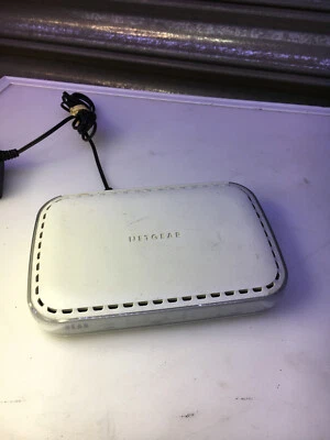 Netgear DG834 v4 wired modem/router #BOX 24 - Image 1 of 2