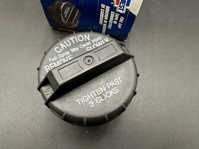 Tapa del tanque de combustible estándar CARQUEST 10832 Ford Mustang Crown Vic F150 Mercury Mazda Foto 1 de 4