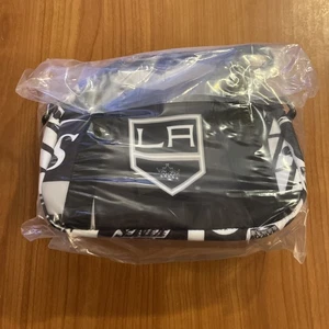Los Angeles Kings Sling Purse Bag Brand New Officially Licensed NHL - Picture 1 of 2